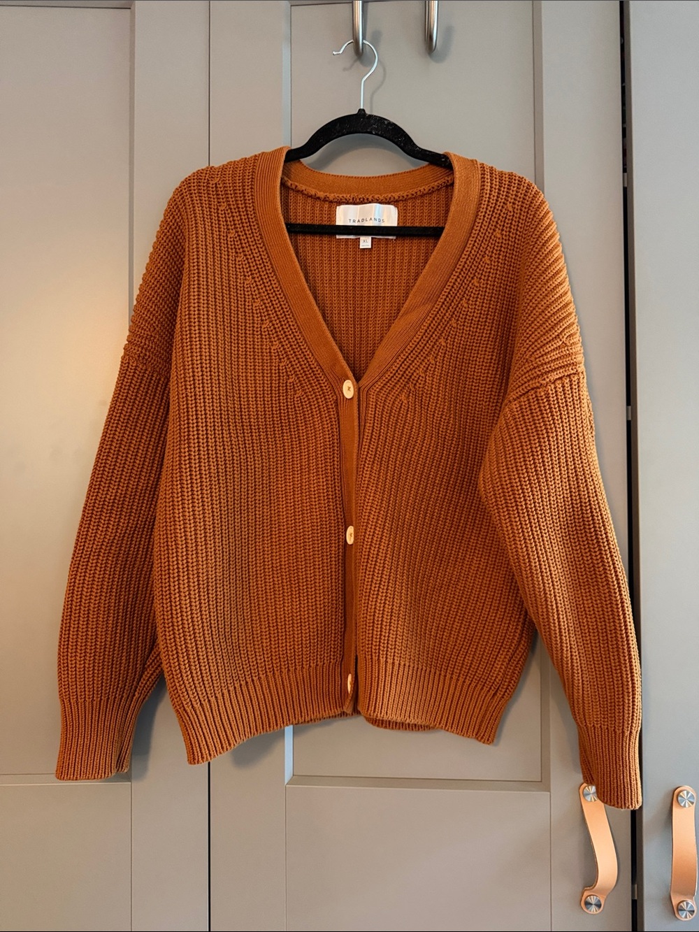 Tradlands Shelter Cardigan size XL